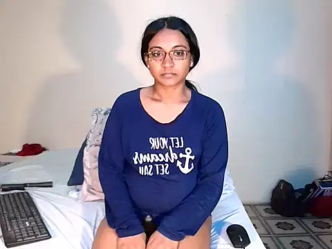 Snapshot of indiansweetflava chatting on November 21, 12:04 pm indiansweetflava online show from November 21, 12:04 pm