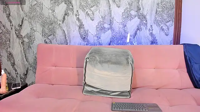 Snapshot of MiiaaCollinss chatting on September 11, 2:39 pm MiiaaCollinss online show from September 11, 2:39 pm