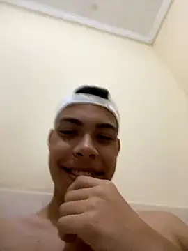 henrycoutto online show from October 5, 2:24 am