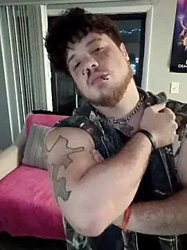 Snapshot of Kiami_Noara chatting on February 21, 7:21 am Kiami Noara online show from February 21, 7:21 am