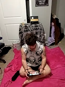 Snapshot of Kiami_Noara chatting on February 11, 12:43 am Kiami Noara online show from February 11, 12:43 am