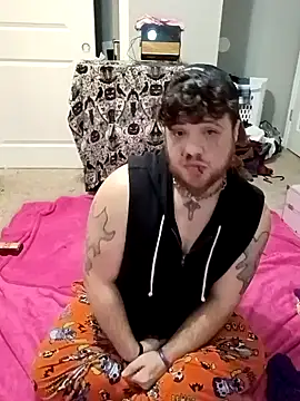 Snapshot of Kiami_Noara chatting on February 15, 7:24 pm Kiami Noara online show from February 15, 7:24 pm