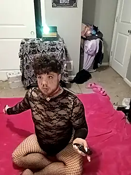 Snapshot of Kiami_Noara chatting on February 2, 10:09 pm Kiami Noara online show from February 2, 10:09 pm