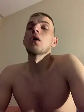 macho1347 online show from December 22, 12:00 am