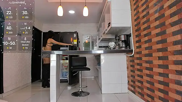 violetta pretty online show from October 7, 7:37 pm