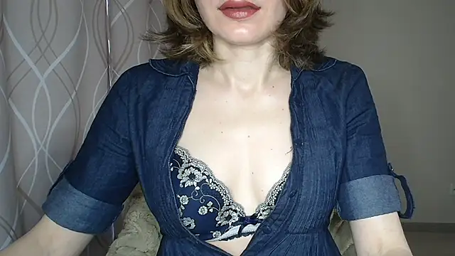 miss  Sophie online show from March 27, 6:11 am