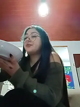 Snapshot of Dulcedeanis chatting on September 14, 2:34 am Dulcedeanis online show from September 14, 2:34 am