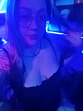 Snapshot of Dulcedeanis chatting on October 24, 4:33 am Dulcedeanis online show from October 24, 4:33 am