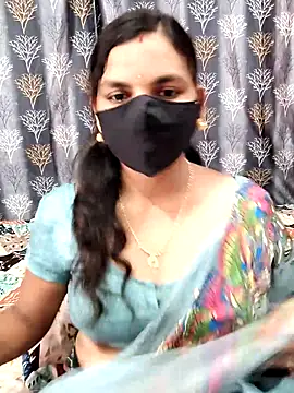 Snapshot of Lalitha-1995 chatting on July 4, 5:58 am Lalitha-1995 online show from July 4, 5:58 am