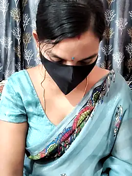 Lalitha-1995 online show from May 26, 5:16 am