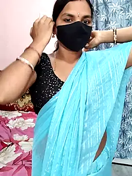 Snapshot of Lalitha-1995 chatting on July 12, 4:46 am Lalitha-1995 online show from July 12, 4:46 am