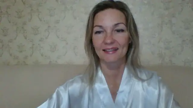 Snapshot of sweetriki chatting on October 19, 11:24 am sweetriki online show from October 19, 11:24 am