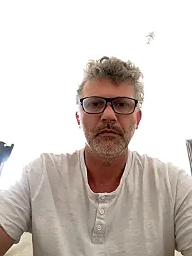 max219 online show from April 20, 3:57 pm