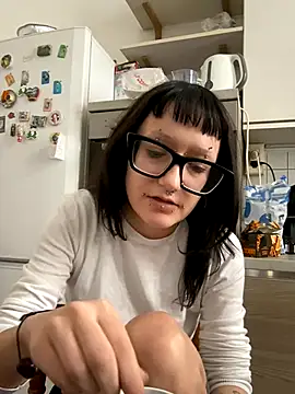 severingratty online show from September 25, 10:21 am