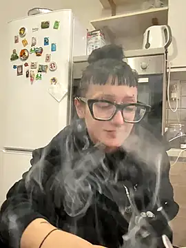 severingratty online show from October 27, 8:04 am