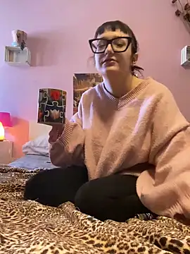 severingratty online show from November 10, 8:08 am