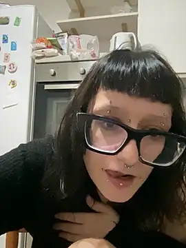 severingratty online show from October 2, 9:18 pm
