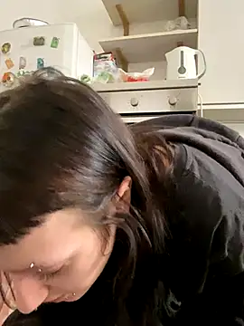 severingratty online show from November 27, 9:43 am