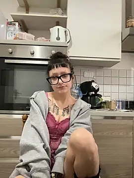 severingratty online show from October 24, 6:45 am