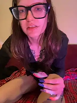 severingratty online show from March 23, 11:54 am