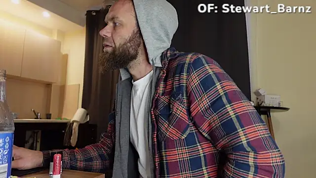 Stewart Barnz online show from May 6, 1:26 pm