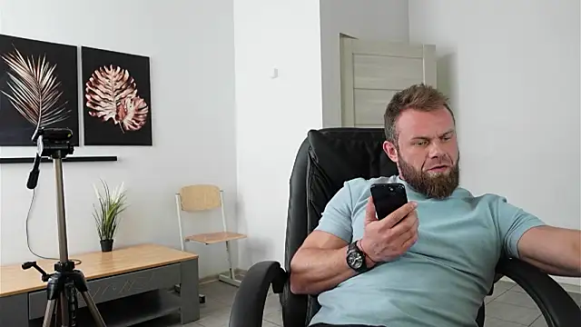 Stewart Barnz online show from March 9, 12:52 pm