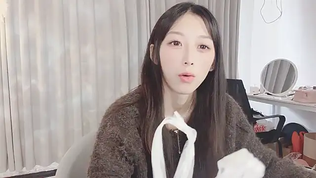 Snapshot of jiangjiang_caicai chatting on November 7, 3:44 am jiangjiang caicai online show from November 7, 3:44 am