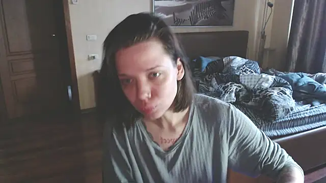 enchanting chloe online show from November 21, 10:14 am