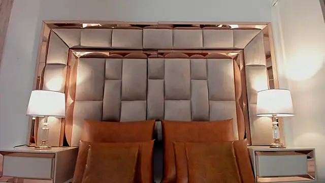 Snapshot of ValentinaBreats chatting on November 4, 11:36 am ValentinaBreats online show from November 4, 11:36 am