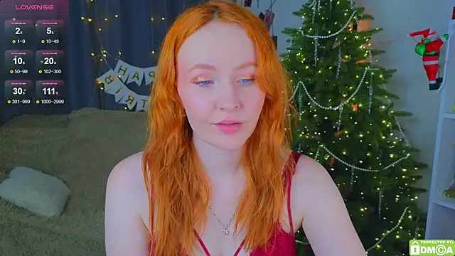 JoyceJones online show from January 11, 8:16 pm
