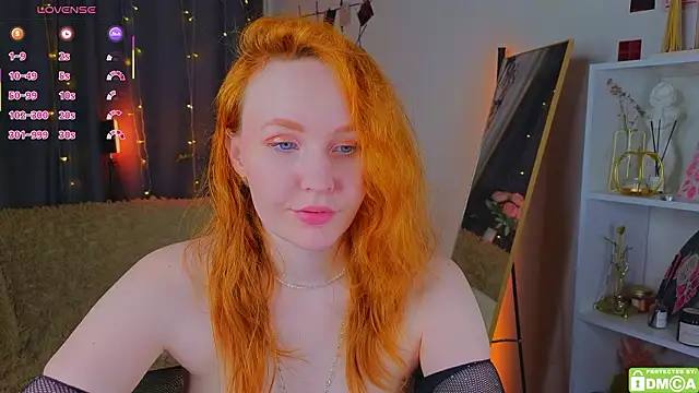 JoyceJones online show from February 10, 8:19 pm