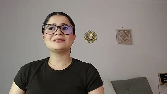Snapshot of Samanta_Monroe chatting on October 2, 12:08 pm Samanta Monroe online show from October 2, 12:08 pm