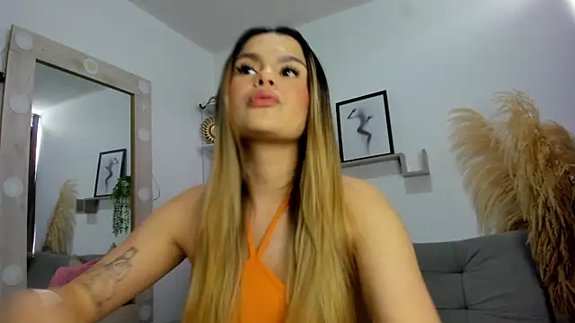 Snapshot of Samanta_Monroe chatting on September 14, 5:13 pm Samanta Monroe online show from September 14, 5:13 pm