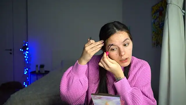 EwelynScott online show from December 2, 11:17 pm