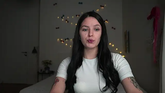 EwelynScott online show from January 9, 4:14 pm