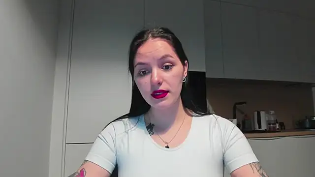 EwelynScott online show from March 7, 11:10 pm