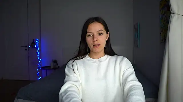 EwelynScott online show from December 5, 2:10 am