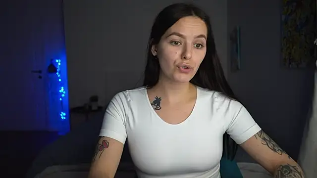 EwelynScott online show from November 26, 4:51 pm