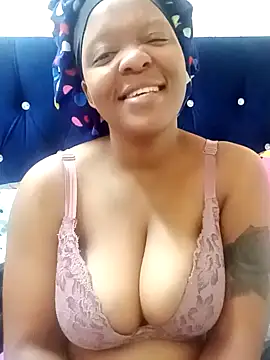 Snapshot of SexyMellon chatting on October 13, 2:18 pm SexyMellon online show from October 13, 2:18 pm