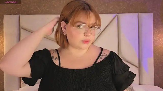 Miiss Bubble online show from September 22, 7:53 pm