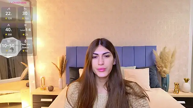 Snapshot of MaggieTurner chatting on November 10, 12:37 am MaggieTurner online show from November 10, 12:37 am