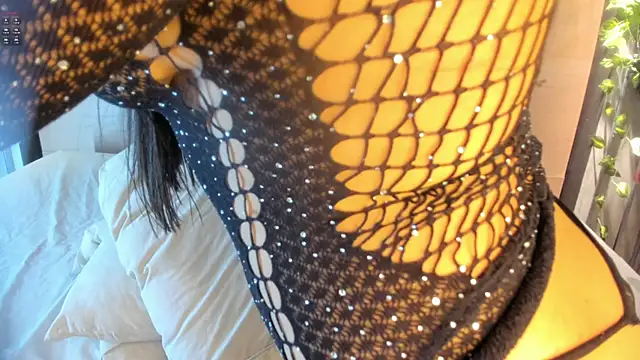 alexamonroe  online show from November 24, 9:37 pm