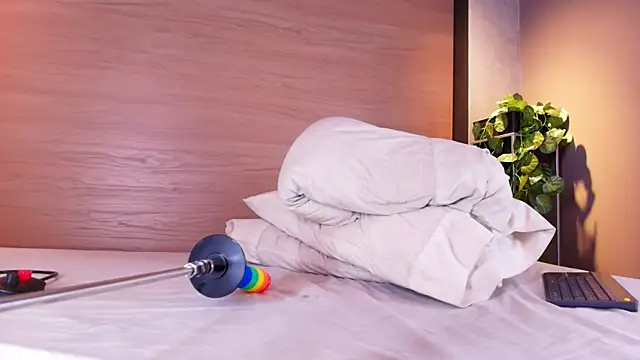 alexamonroe  online show from October 30, 9:55 pm