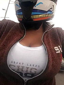 luluboobs9 online show from February 3, 1:38 pm