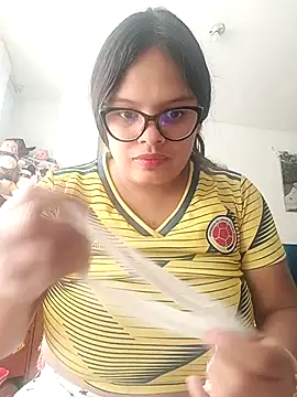 luluboobs9 online show from March 13, 7:52 pm