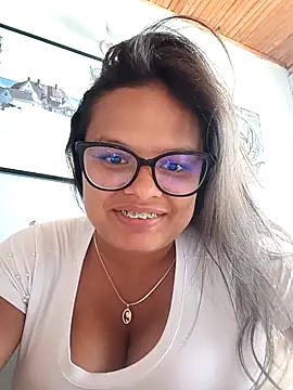 luluboobs9 online show from December 4, 8:08 pm