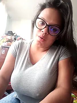 luluboobs9 online show from March 12, 9:08 pm