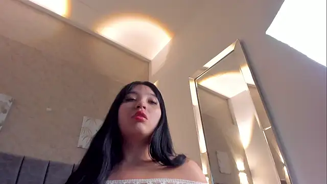 Lunaa bellaa online show from December 17, 7:41 pm