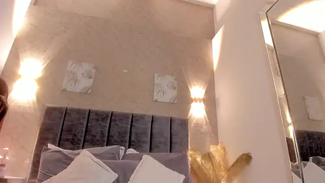 Lunaa bellaa online show from March 7, 7:52 pm