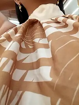 Snapshot of Lambedora_69 chatting on January 17, 8:12 pm Lambedora 69 online show from January 17, 8:12 pm